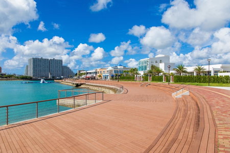 Cococious Monpa, Chatan, Japan