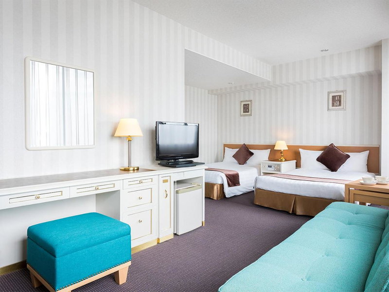 Hotel Francs, Honcho, Japan
