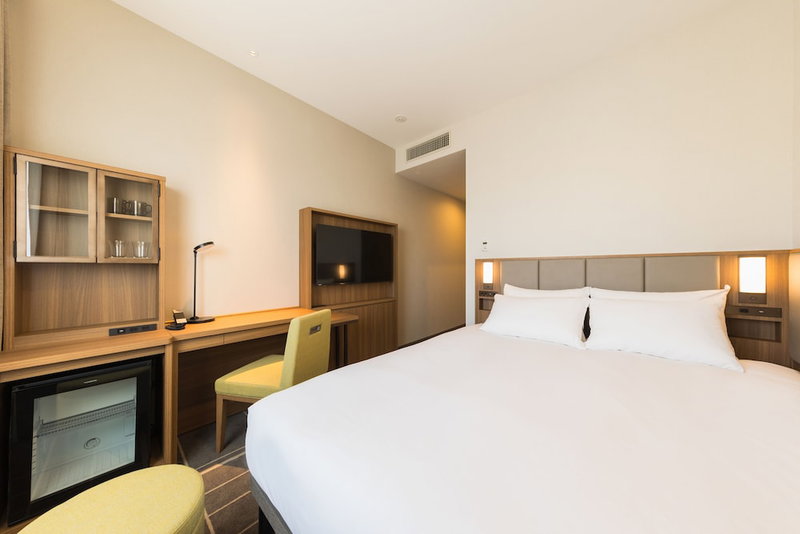 JR-East Hotel Mets Mejiro, Tokyo, Japan