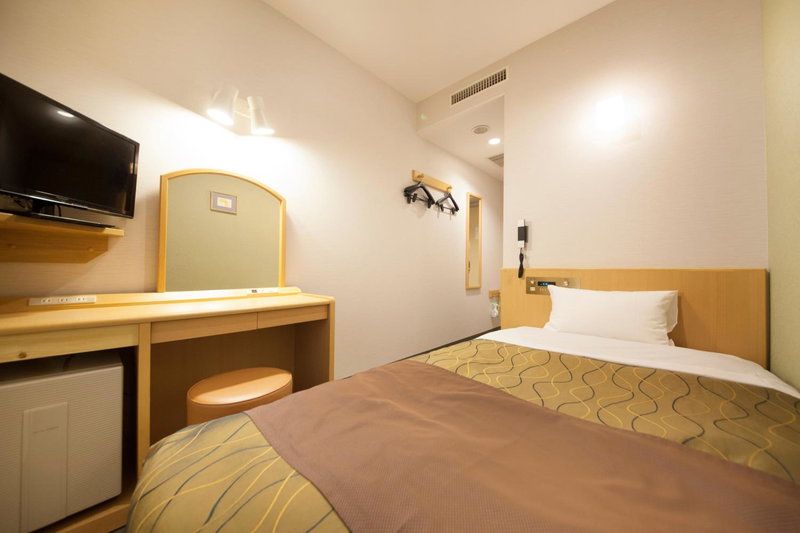 Hotel Grand City, Tokyo, Japan