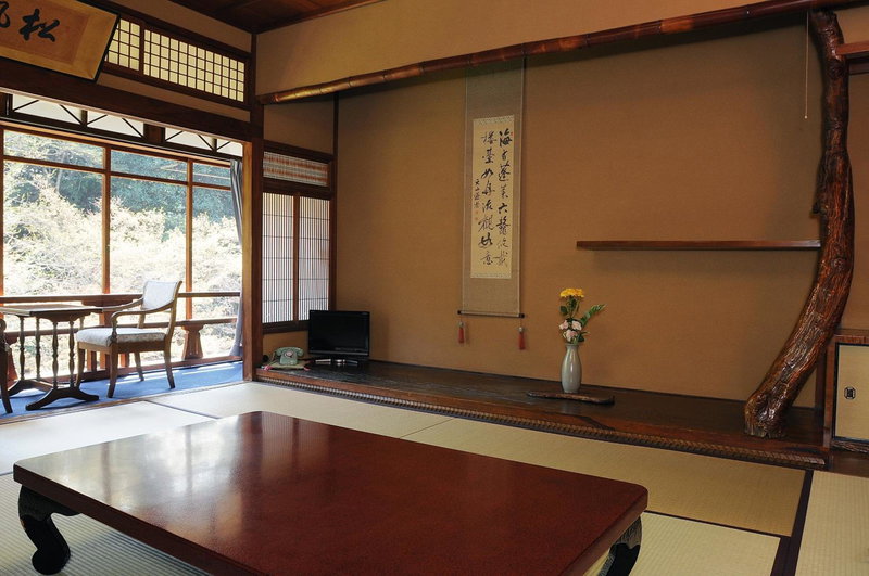 Iwaso, Ono-hara, Japan