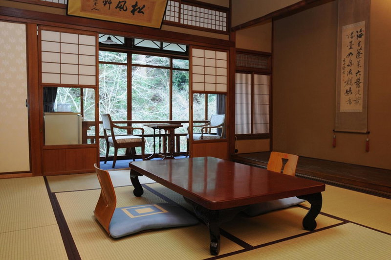 Iwaso, Ono-hara, Japan