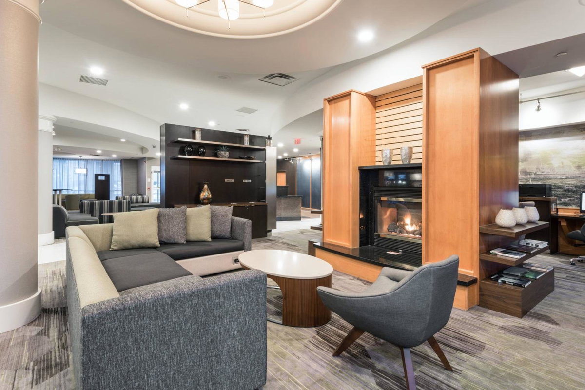 Hotel · Courtyard by Marriott Toronto Vaughan, Black Creek