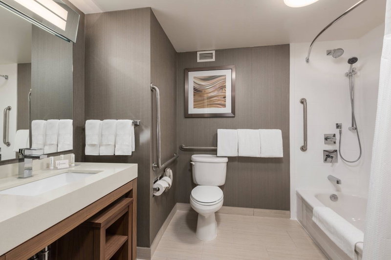 Courtyard by Marriott Toronto Vaughan, Black Creek, Canada