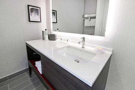 Holiday Inn Hotel & Suites - Calgary Airport North by IHG, Calgary, Canada