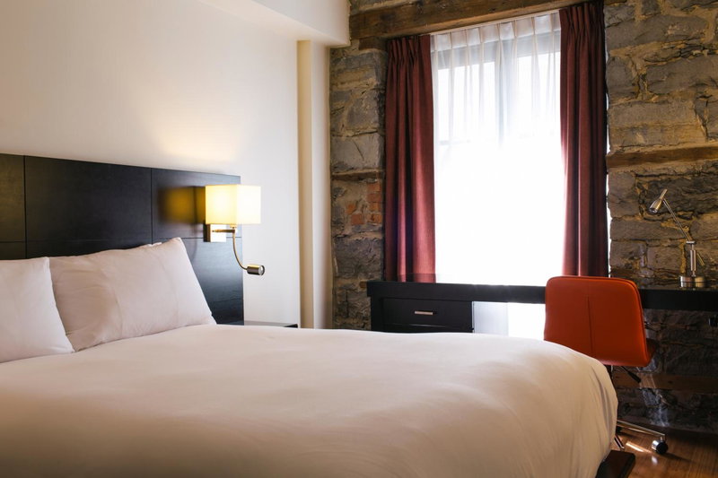 Le Petit Hôtel Vieux-Montréal - Saint-Paul by Gray Collection, Montreal, Canada