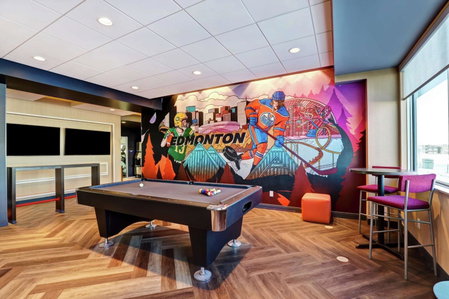 Tru By Hilton Edmonton Windermere, Edmonton, Canada