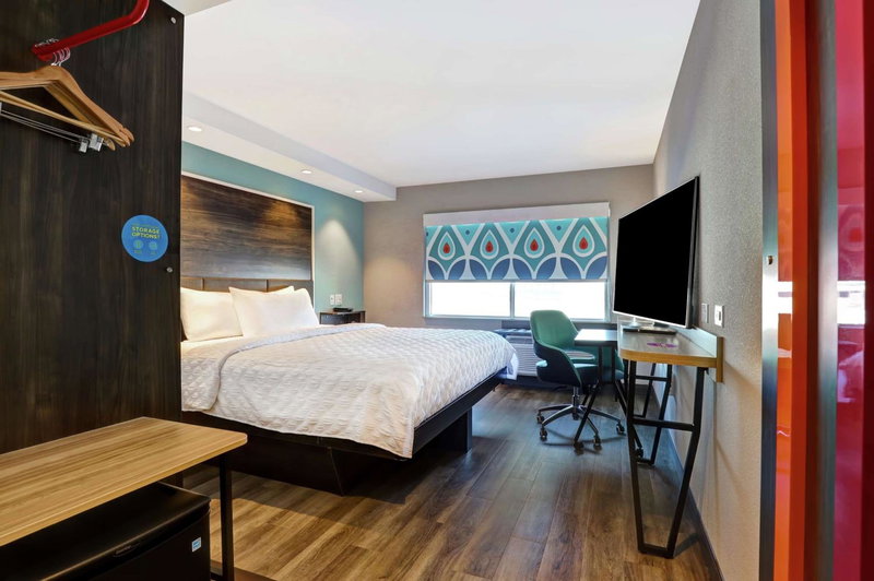 Tru By Hilton Edmonton Windermere, Edmonton, Canada