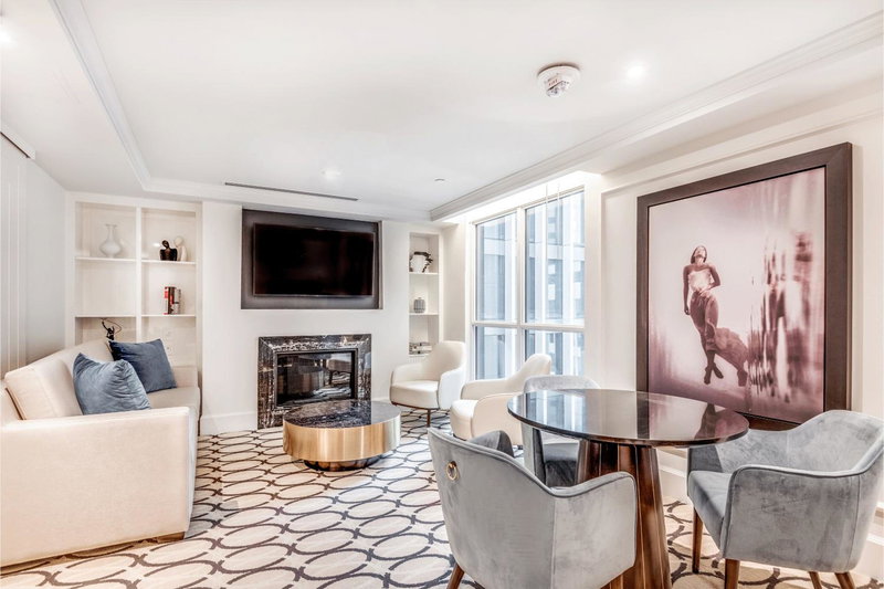 AZUR Legacy Collection Hotel, West End, Canada