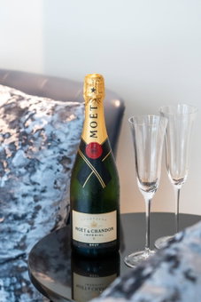 AZUR Legacy Collection Hotel, West End, Canada
