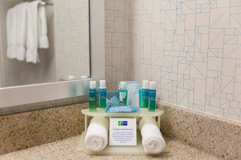 Holiday Inn Express Brampton by IHG, West Humber-Clairville, Canadá