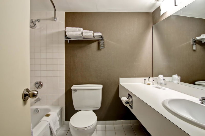 Chateau Lacombe Hotel, Edmonton, Canada