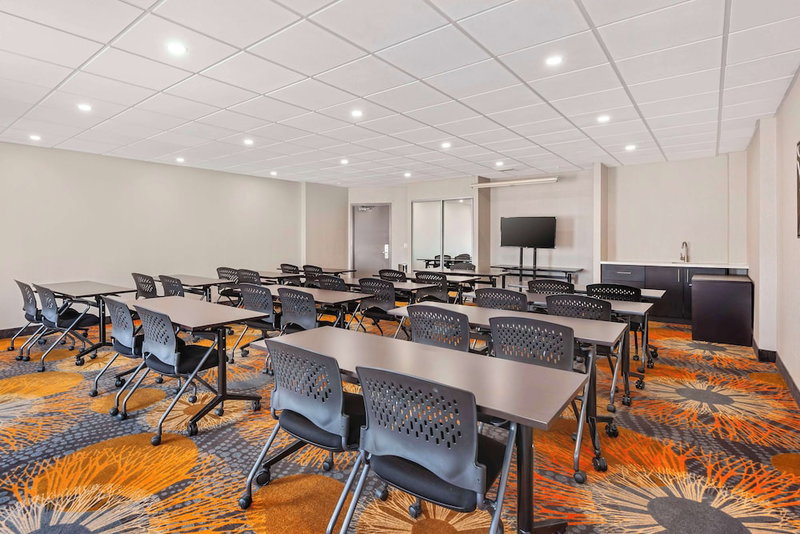 Best Western Plus Executive Inn, Woburn, Canada