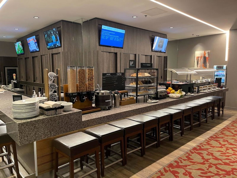 Holiday Inn Winnipeg-South by IHG, Winnipeg, Canada
