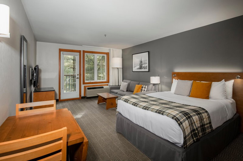 Lodge de la Montagne, Mont-Tremblant, Canada