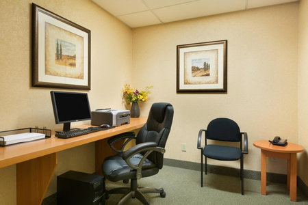 Days Inn by Wyndham Orillia, Orillia, Canada