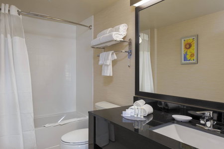 Fairfield Inn & Suites by Marriott Belleville, Belleville, Canada