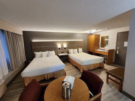 Days Inn by Wyndham Penticton Conference Centre, Penticton, Canada