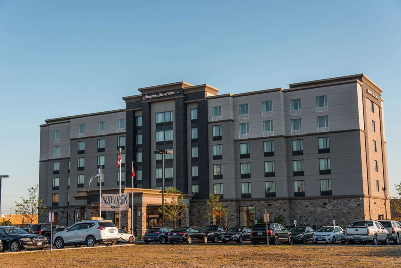 Hampton Inn & Suites by Hilton Bolton, Mount Olive-Silverstone-Jamestown, Canada