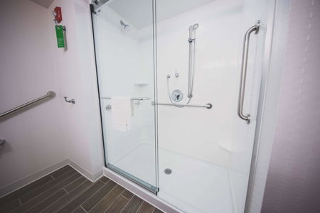 Hampton Inn & Suites by Hilton Bolton, Mount Olive-Silverstone-Jamestown, Canada