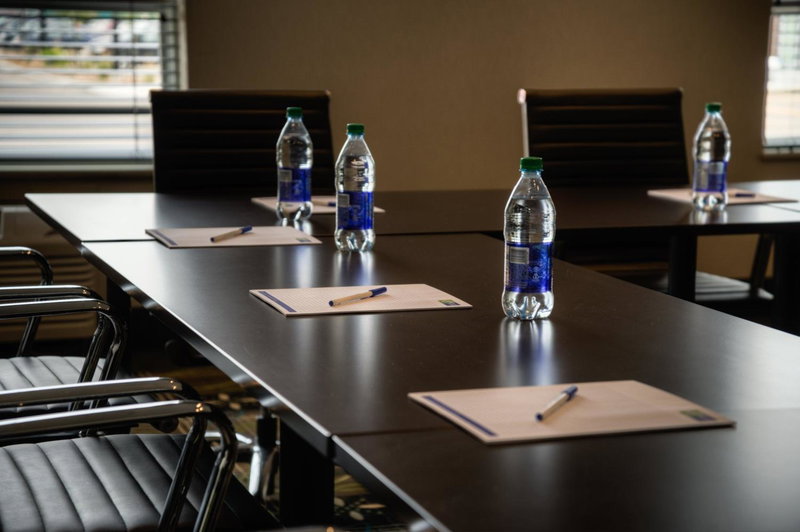Holiday Inn Express & Suites Spruce Grove - Stony Plain by IHG, Spruce Grove, Canada