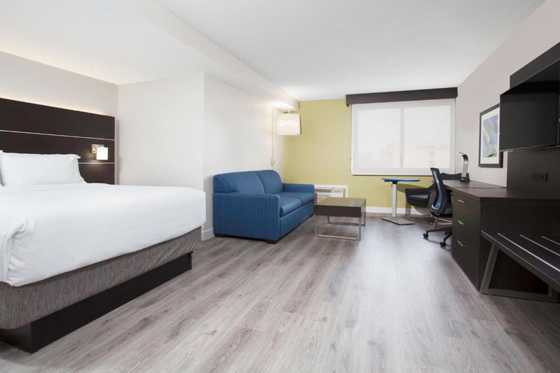 Holiday Inn Express & Suites Mississauga-Toronto Southwest by IHG, Mississauga, Canada