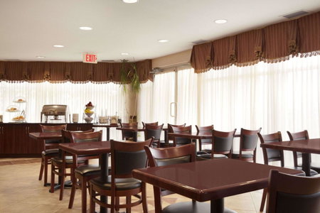 Days Inn & Suites by Wyndham Langley, Langley, Canada