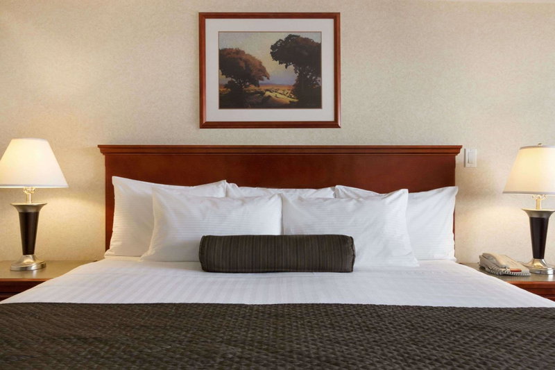 Days Inn & Suites by Wyndham Langley, Langley, Canada
