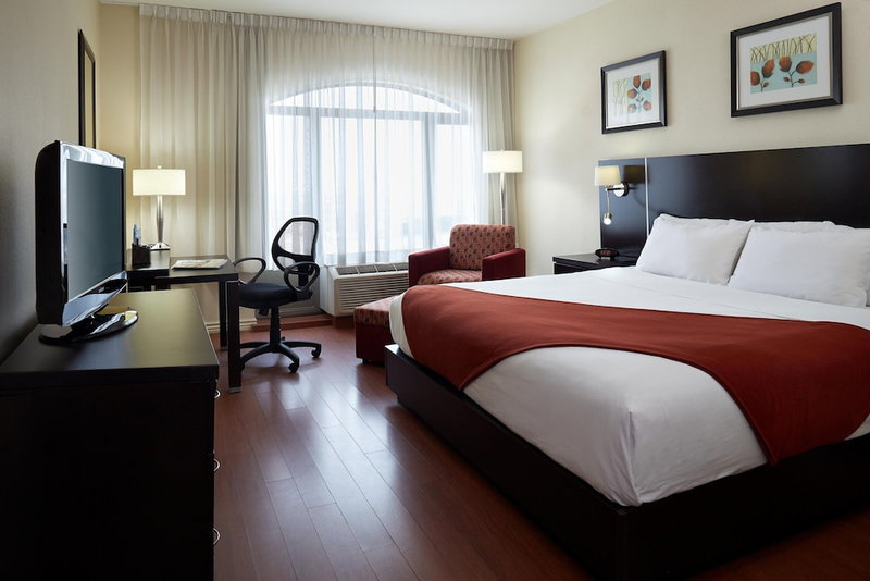 Holiday Inn & Suites Montreal Airport by IHG, Dorval, Canada