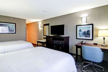 Hampton Inn & Suites by Hilton Calgary-Airport, Calgary, Canada