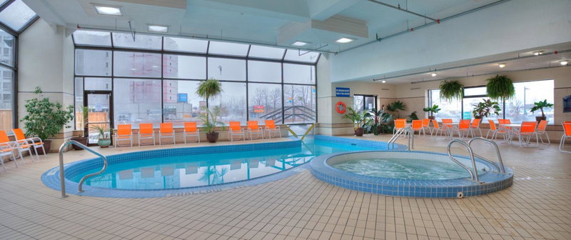 Howard Johnson Plaza by Wyndham by the Falls Niagara Falls, Niagara Falls, Canada
