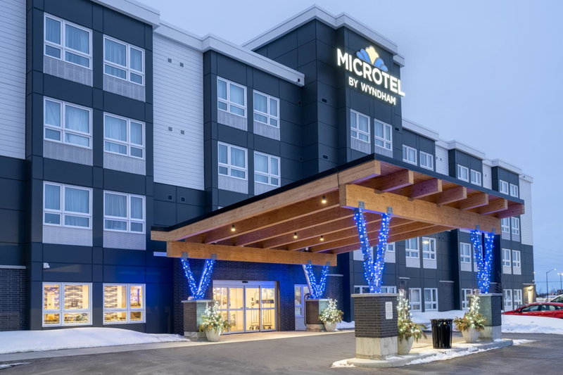Microtel Inn & Suites by Wyndham Kanata Ottawa West, Kanata, Canada
