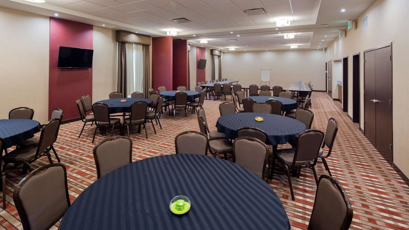 Best Western Plus Hinton Inn & Suites, Hinton, Canada