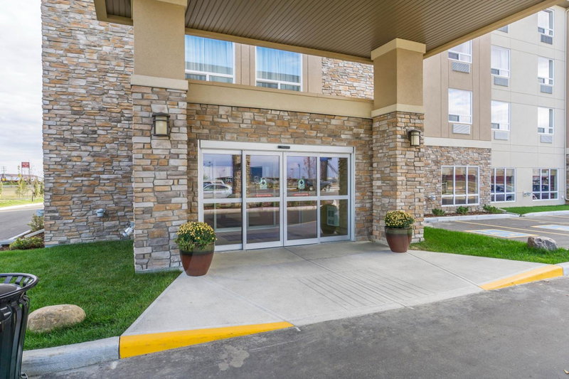Comfort Inn & Suites Edmonton International Airport, Leduc, Canada