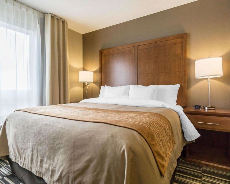 Comfort Inn & Suites Edmonton International Airport, Leduc, Canada
