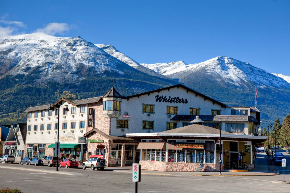 Whistler's Inn, Canada