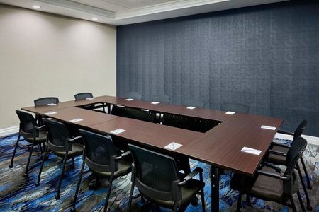Fairfield Inn & Suites by Marriott Ottawa Kanata, Kanata, Canada