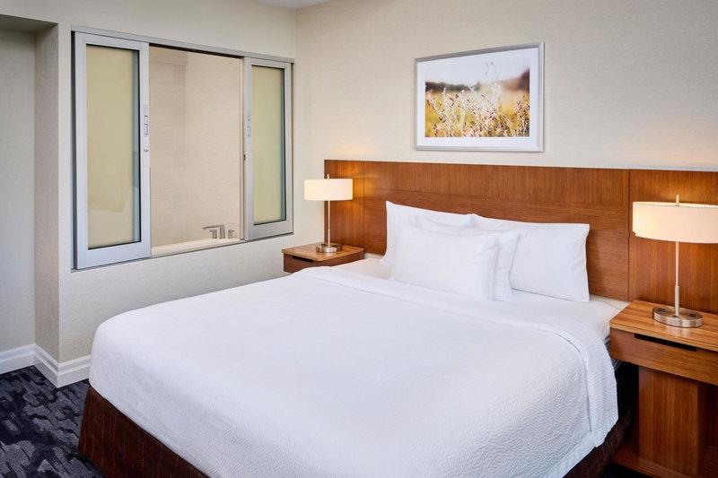 Fairfield Inn & Suites by Marriott Ottawa Kanata, Kanata, Canada