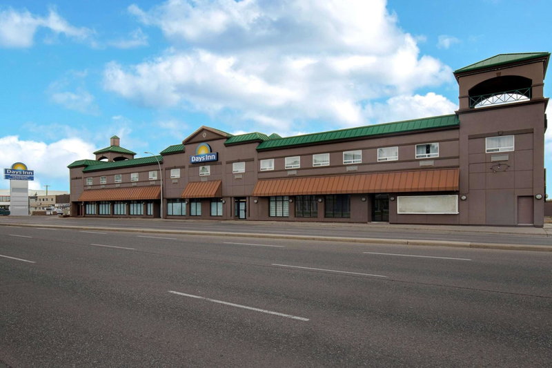 Days Inn by Wyndham Calgary South, Calgary, Canada