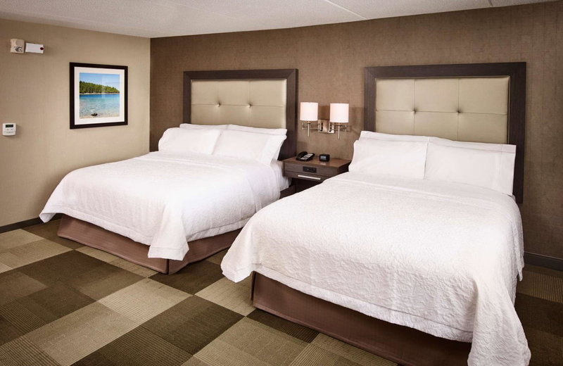 Hampton Inn by Hilton Sarnia/Point Edward, Sarnia, Canada