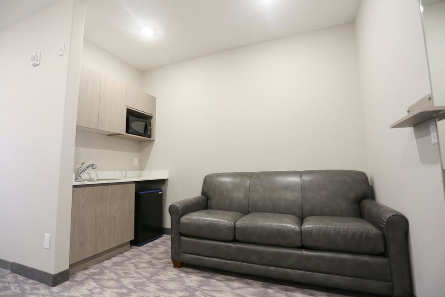 Days Inn by Wyndham Calgary North Balzac, Airdrie, Canada
