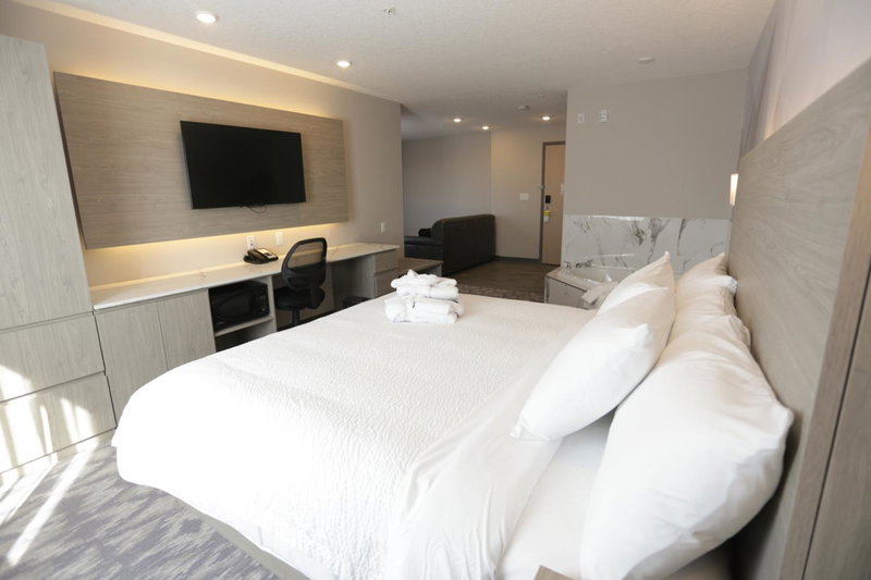 Days Inn by Wyndham Calgary North Balzac, Airdrie, Canada