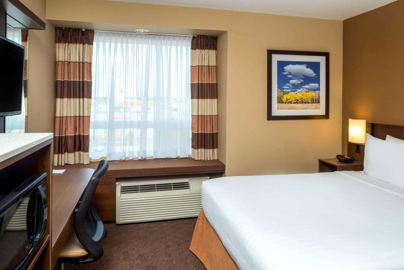 Microtel Inn & Suites by Wyndham Red Deer, Red Deer, Canada