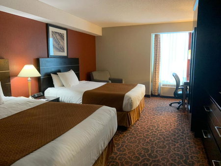 Ramada by Wyndham Niagara Falls/Fallsview, Niagara Falls, Canada