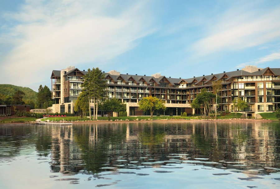 Entourage sur-le-Lac, La Haute-Saint-Charles, Canada