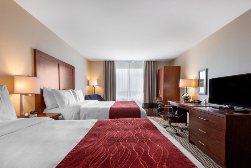 Comfort Inn & Suites, Oshawa, Canada