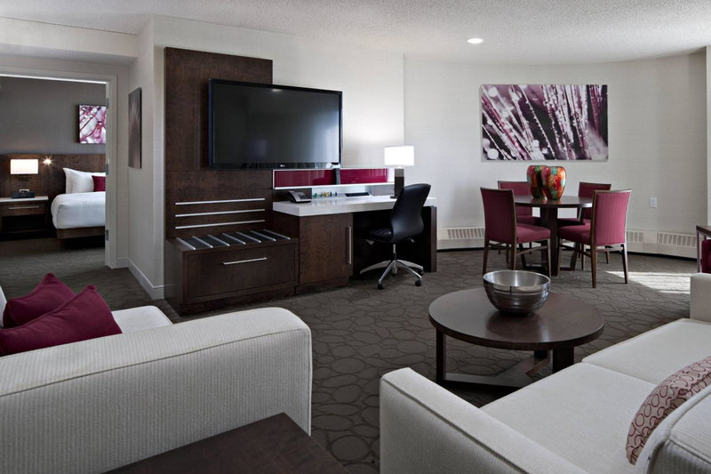 Delta Hotels by Marriott Edmonton South Conference Centre, Edmonton, Canada