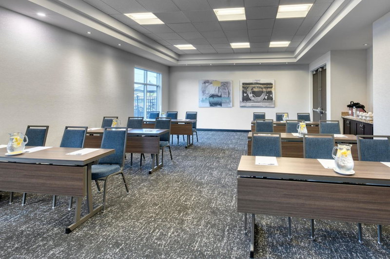 TownePlace Suites by Marriott Sudbury, Greater Sudbury, Canada