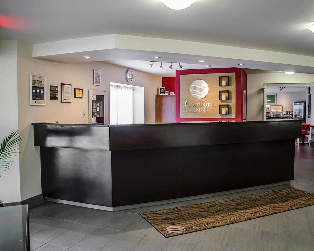 Hotel · Comfort Inn Boucherville, Boucherville
