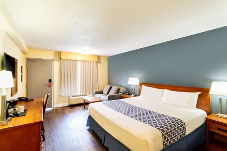 Econo Lodge Inn & Suites Calgary - University, Calgary, Canada